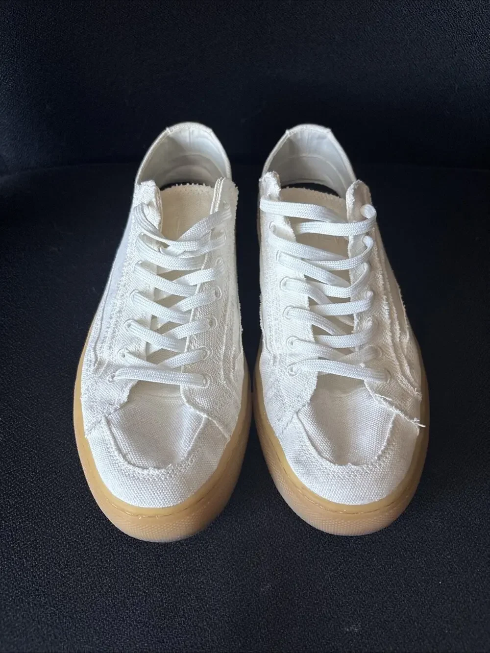 Nothing New Women’s Classic Low Top Sneaker White US Size 8